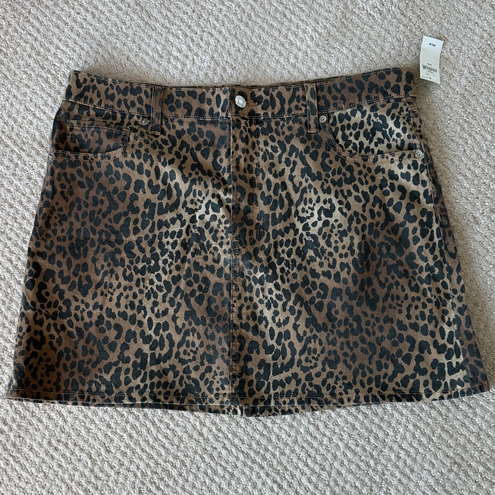 GAP Brown Leopard Print Mini Skirt